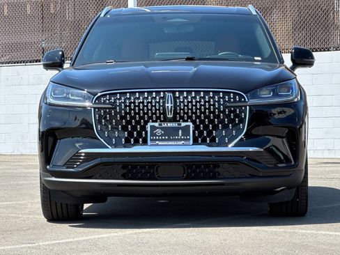 New 2025 Lincoln Aviator Reserve w/ Equipment Group 201A image 8