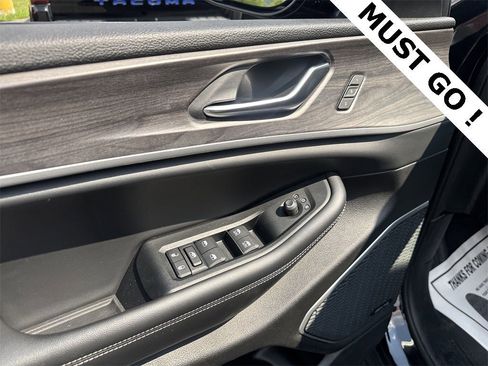 Used 2021 Jeep Grand Cherokee L Limited image 15