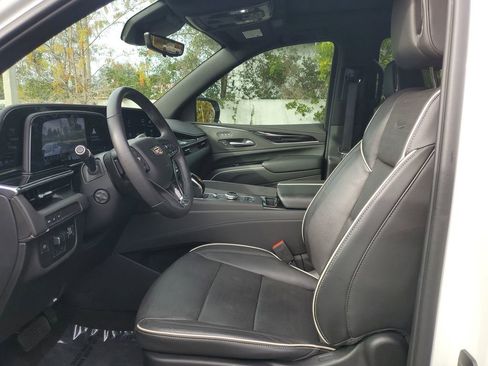 Used 2023 Cadillac Escalade Sport w/ Touring Package image 20