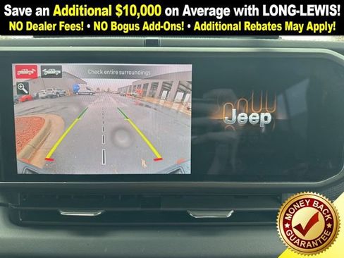 Used 2024 Jeep Gladiator Mojave w/ Technology Group image 24