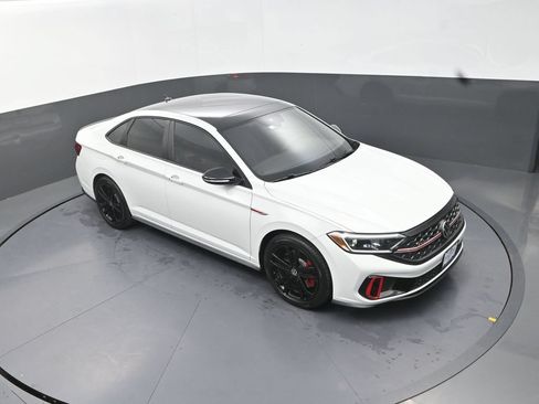 Used 2022 Volkswagen Jetta GLI Autobahn FWD image 15