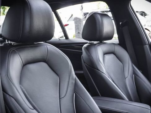 Used 2018 BMW 540i RWD image 25