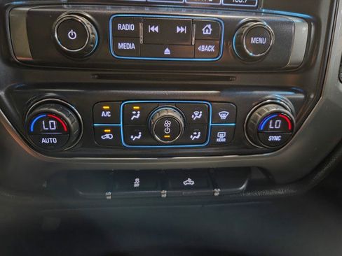 Used 2018 Chevrolet Silverado 1500 LT w/ LT Eassist Package image 52