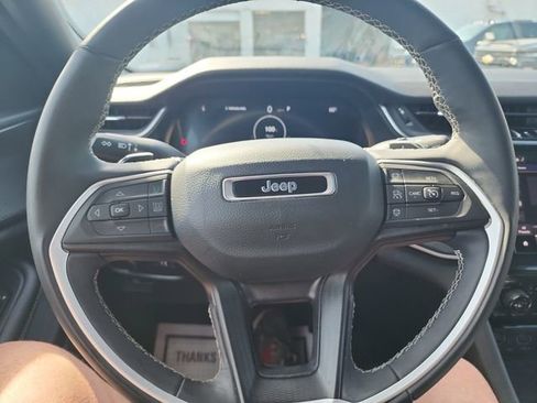 Used 2023 Jeep Grand Cherokee L Laredo image 20