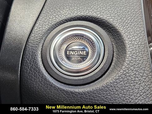 Used 2020 Mercedes-Benz GLC 43 AMG 4MATIC image 24