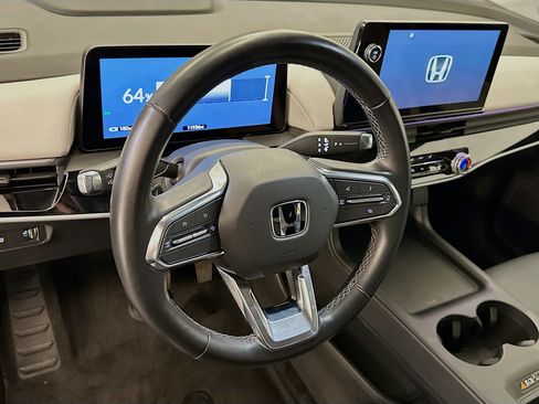 Used 2024 Honda Prologue Touring image 18