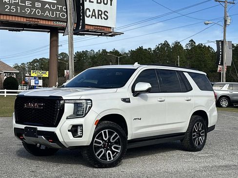 Used 2021 GMC Yukon AT4 image 1