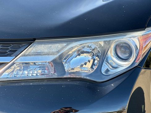 Used 2014 Toyota RAV4 Limited w/ Technology Package image 50