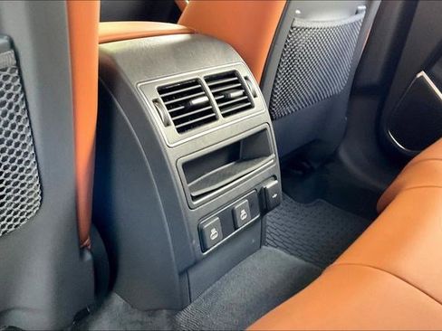 Used 2025 Jaguar F-PACE R-Dynamic S image 36