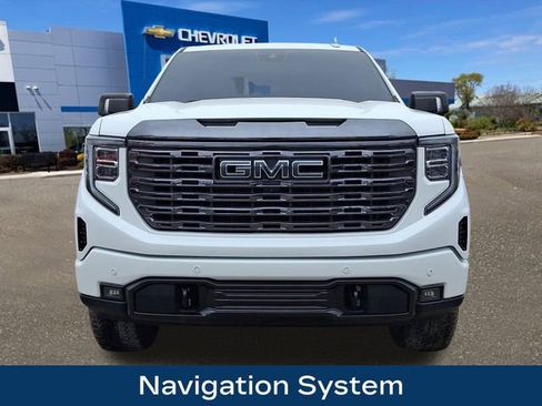 Used 2022 GMC Sierra 1500 SLT w/ SLT Premium Package image 3