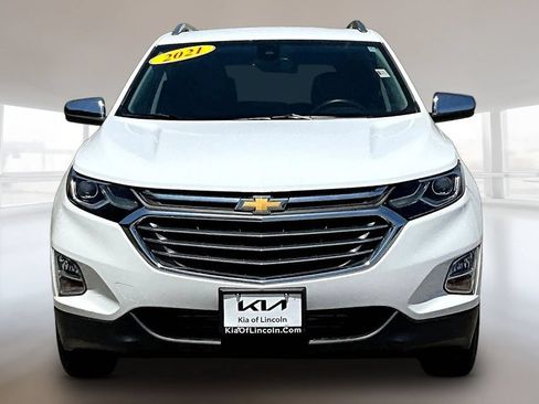 Used 2021 Chevrolet Equinox Premier AWD/4WD image 2