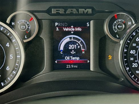 Used 2025 RAM 2500 Lone Star image 12