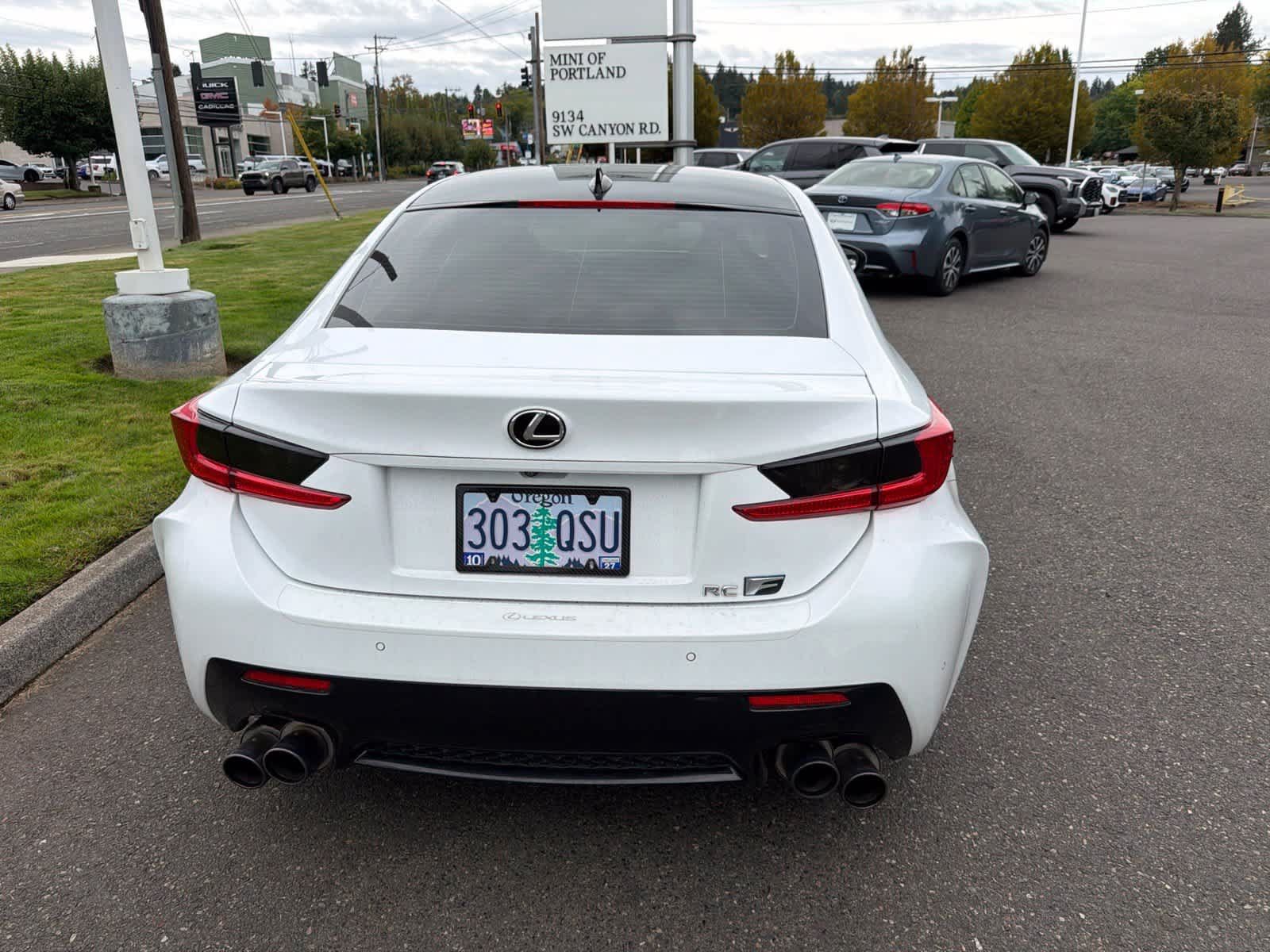 Used 2016 Lexus RC F w/ Premium Package RWD image 11