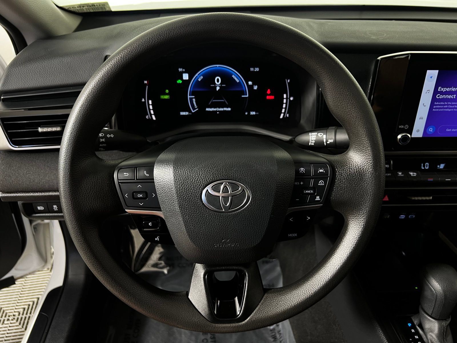 Used 2025 Toyota Camry LE FWD image 14
