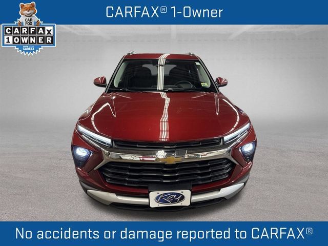 Used 2024 Chevrolet TrailBlazer LT w/ Driver Confidence Package FWD image 2