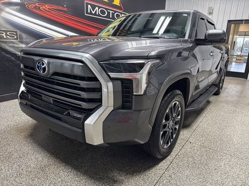 Used 2023 Toyota Tundra Limited w/ Power Package AWD/4WD image 2