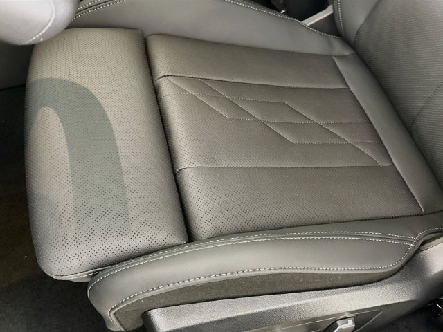 New 2026 BMW X3 xDrive30i w/ Premium Package AWD/4WD image 19