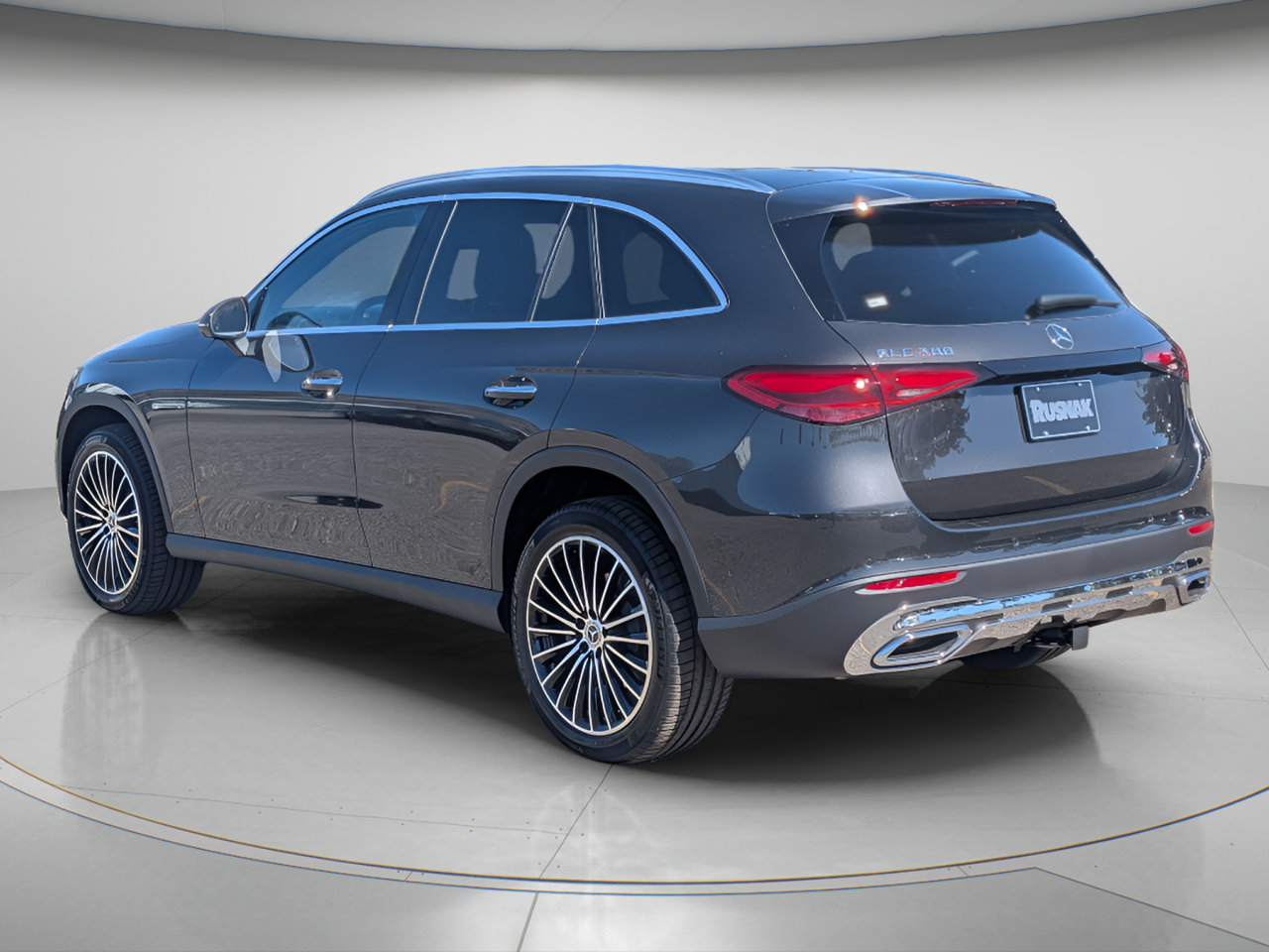 New 2027 Mercedes-Benz GLC 300 image 2