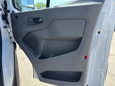 New 2025 Ford Transit 250 Low Roof image 19