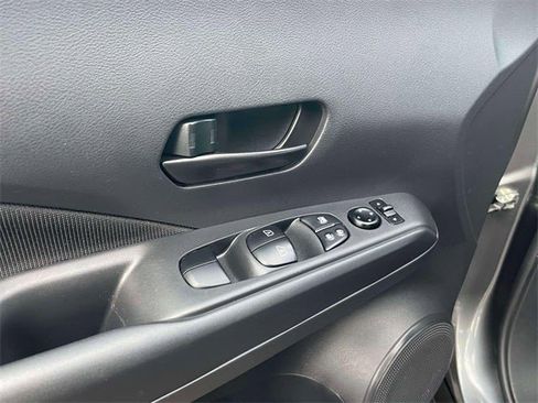 Certified 2025 Nissan Kicks Play S image 48