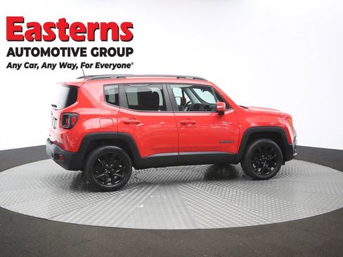 Used 2018 Jeep Renegade Altitude AWD/4WD image 44