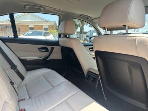Used 2011 BMW 328i Sedan RWD image 11
