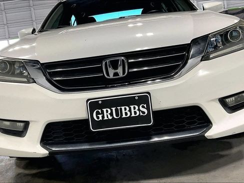 Used 2014 Honda Accord Sport image 34