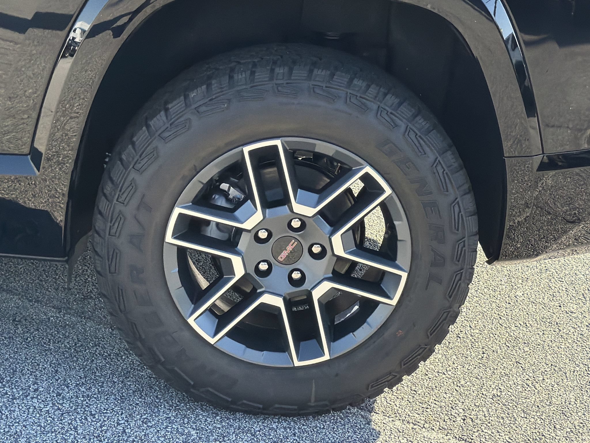 New 2027 GMC Terrain AT4 w/ Convenience Package III AWD/4WD image 27