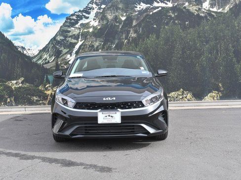 Used 2024 Kia Forte LXS image 5