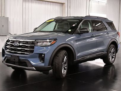 New 2026 Ford Explorer Active w/ Active Comfort Package