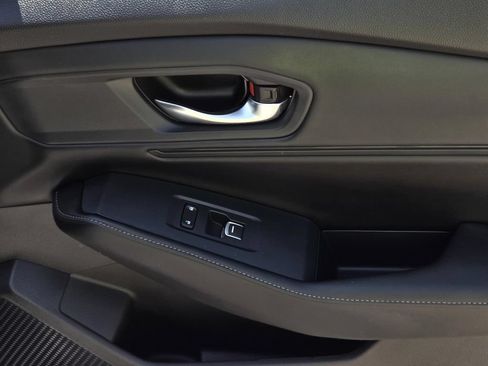 Used 2023 Honda Accord Sport image 8