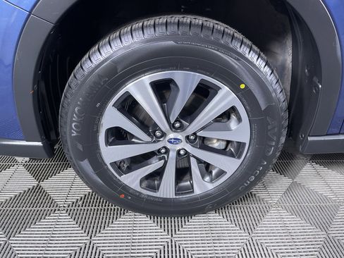 Used 2022 Subaru Outback Premium image 31