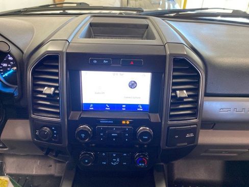 Certified 2022 Ford F350 XLT w/ XLT Value Package image 24