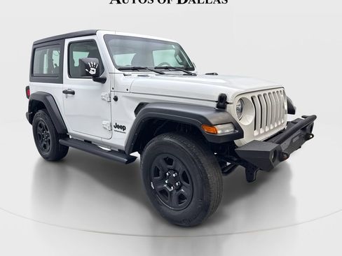 Used 2022 Jeep Wrangler Sport AWD/4WD image 4