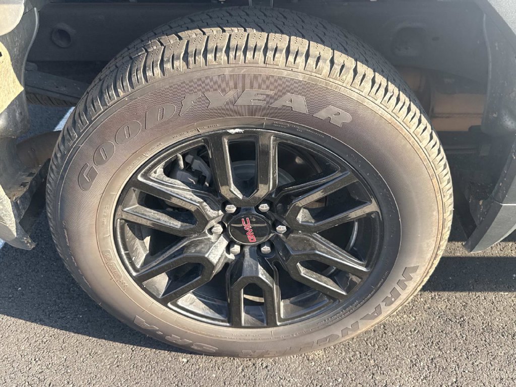 Used 2022 GMC Sierra 1500 Elevation RWD image 10