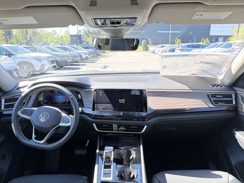 New 2026 Volkswagen Atlas SEL AWD/4WD image 22