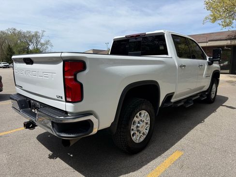 Used 2024 Chevrolet Silverado 2500 LTZ w/ LTZ Plus Package AWD/4WD image 2