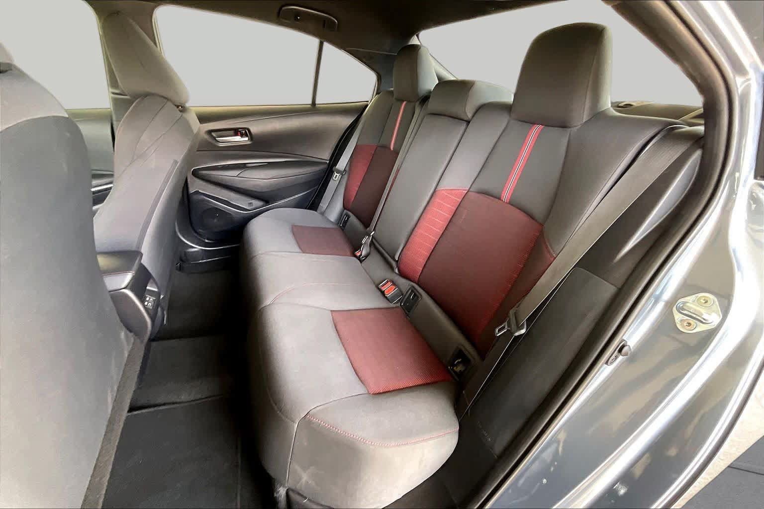 Used 2025 Toyota Corolla SE FWD image 21