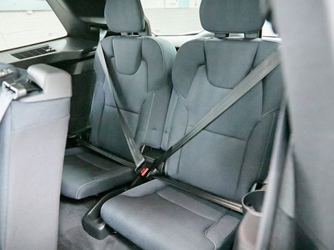 Certified 2025 Volvo XC90 B6 Ultra image 23