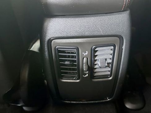 Used 2025 Dodge Durango GT w/ Blacktop Package image 25