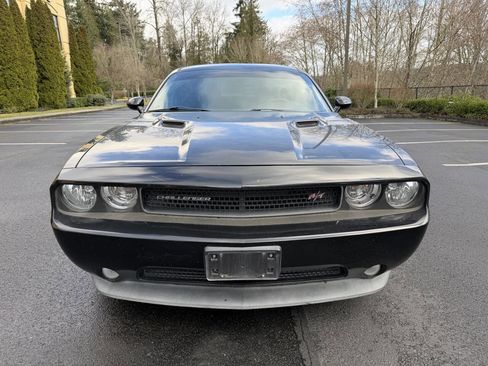 Used 2013 Dodge Challenger R/T Plus image 2