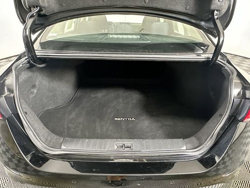 Used 2024 Nissan Sentra SV FWD image 27