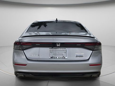 Used 2025 Honda Accord Sport image 6
