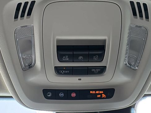 Certified 2023 Buick Envision Essence w/ Sport Touring Package AWD/4WD image 27