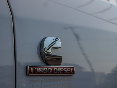 Used 2024 RAM 3500 Tradesman w/ Chrome Appearance Group AWD/4WD image 10