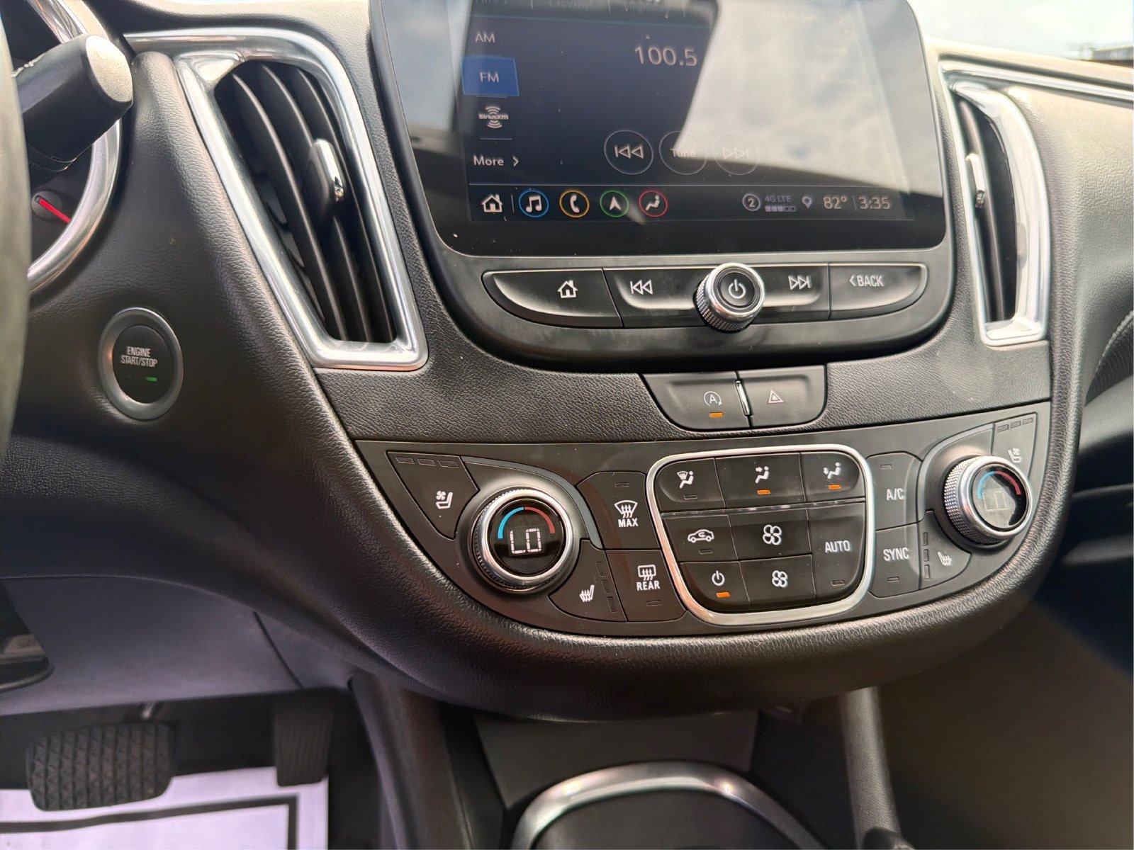Used 2024 Chevrolet Malibu LT FWD image 28