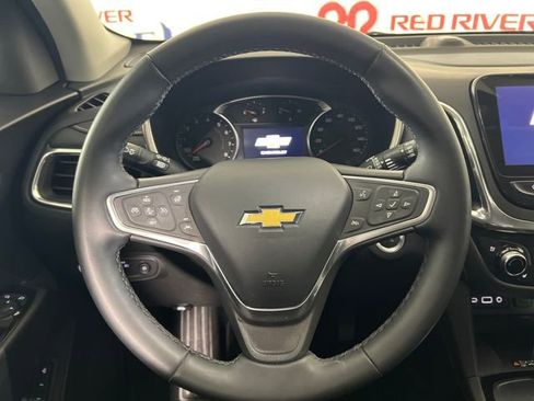 Used 2023 Chevrolet Equinox Premier image 14
