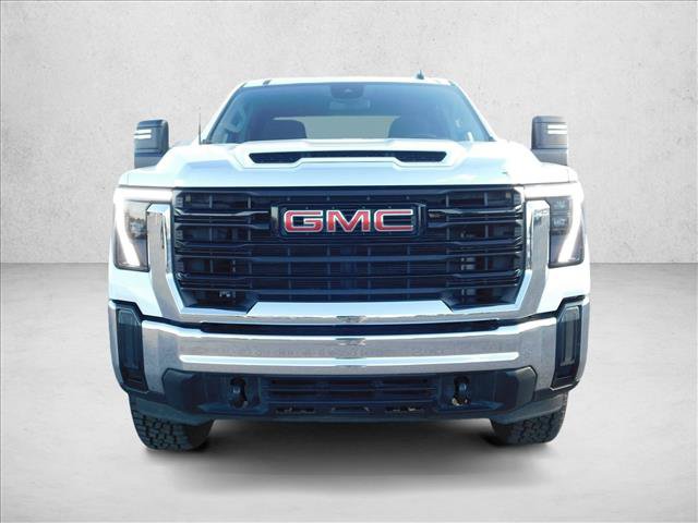 Used 2024 GMC Sierra 2500 Pro AWD/4WD image 4