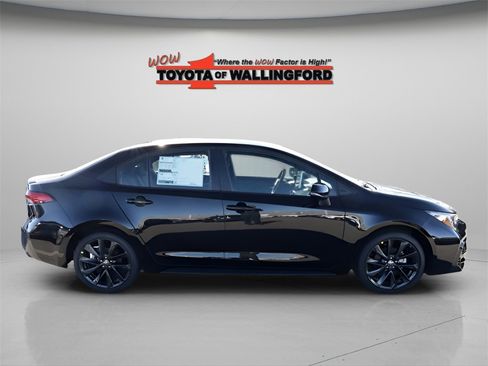 New 2026 Toyota Corolla SE w/ SE Package image 4