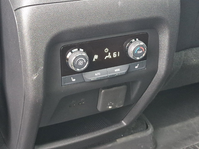 Used 2026 Chevrolet Traverse RS AWD/4WD image 18